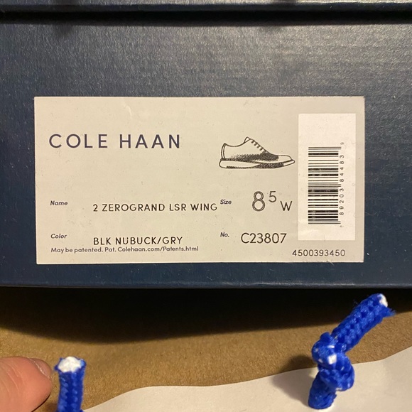 Worn twice just bought them. Don’t fit right. - Picture 4 of 4